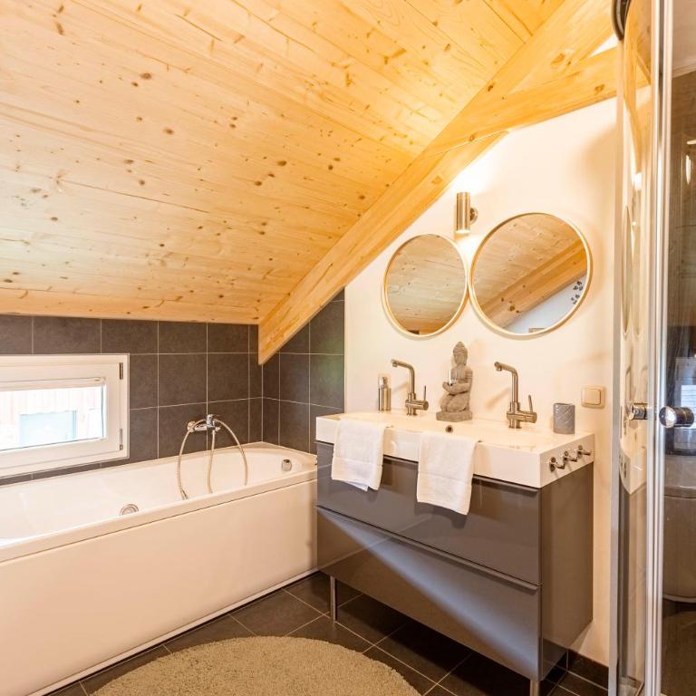 Kreischberg Chalets by ALPS RESORTS - Chalet with 4 bedrooms, sauna or ir-sauna & whirlpool for 8 persons - 6