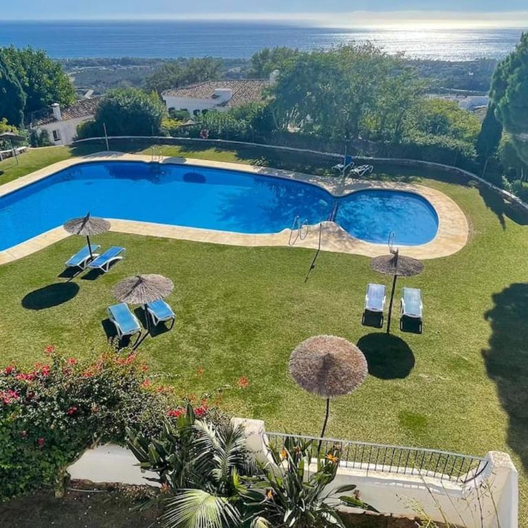 103-Penthouse Apartment, Stunning views, Marbella - Three-Bedroom Apartment - 23