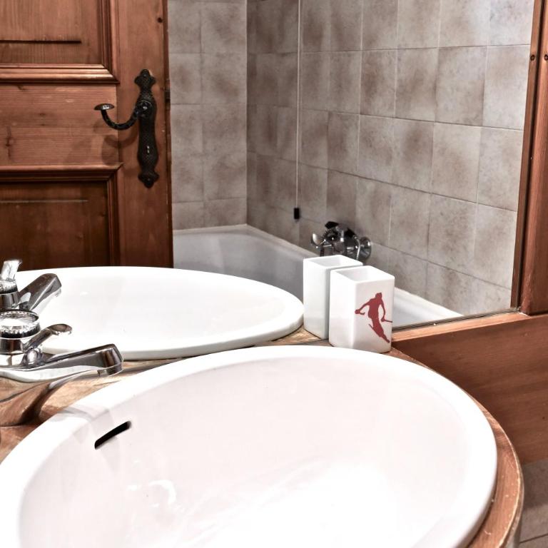 Beautiful 3 bedroom flat in Cortina with car park - Appartamento - 24