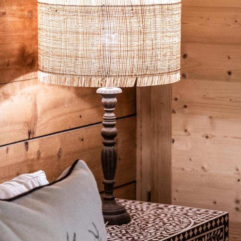 Le Soli 6 Bedroom Period Chalet 1798 Sleeps 12 Morzine - Chalet - 68