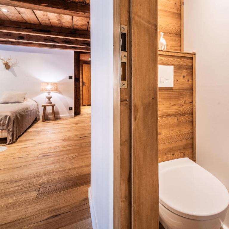 Le Soli 6 Bedroom Period Chalet 1798 Sleeps 12 Morzine - Chalet - 41