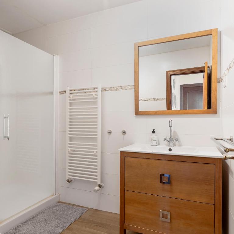 La Granja de Antonio - Three-Bedroom Apartment - 6