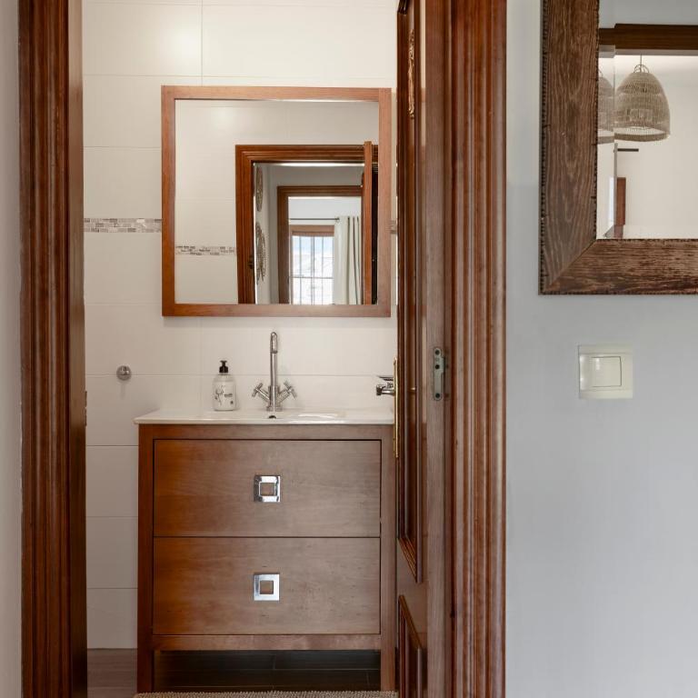 La Granja de Antonio - Three-Bedroom Apartment - 3