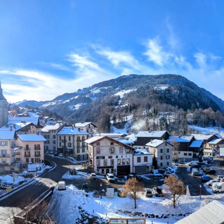 Beau Duplex 100m2 au cœur de Beaufort - avec vue montagnes - Two-Bedroom Apartment with Mountain View - 21