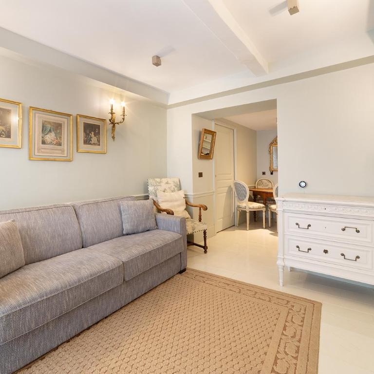 Pick A Flat's Apartments in Saint Germain - Paul-Louis Courier - Appartement Supérieur - 14