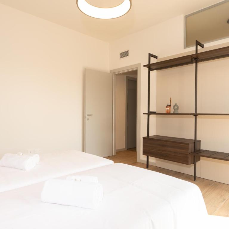 MuBra 55 Apartments - One-Bedroom Apartment with Balcony and City View - 2