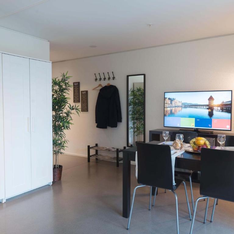 HITrental Allmend Comfort Apartments - Apartment D mit 1 Schlafzimmer und Balkon - 5