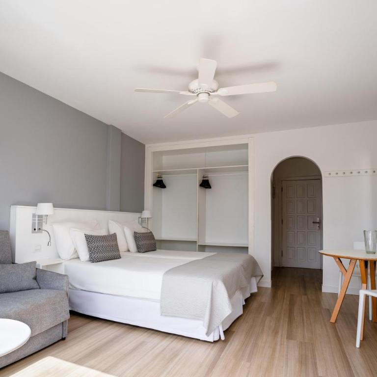 Coral California - Adults Only - Estudio con vistas a la piscina (2 adultos) - 1