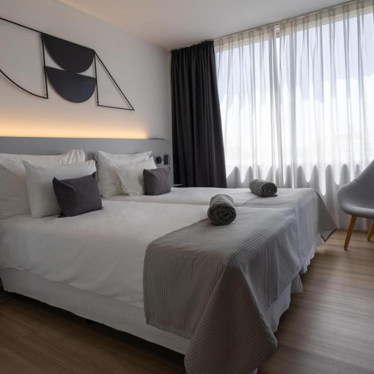Coral Suites & Spa - Adults Only - Suite con vistas a la piscina - 5