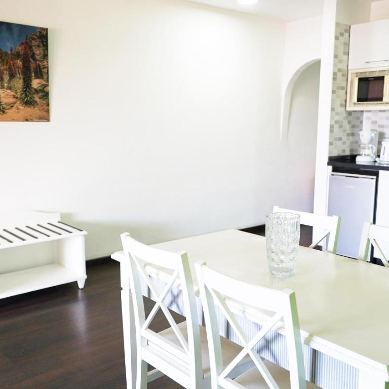 Coral Los Alisios - Apartamento Dúplex de 2 dormitorios con vistas al jardín (3 adultos) - 3