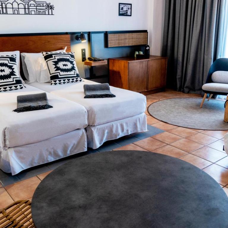 Coral Cotillo Beach - Habitación Doble con vistas a la piscina (2 adultos + 2 niños) - 2