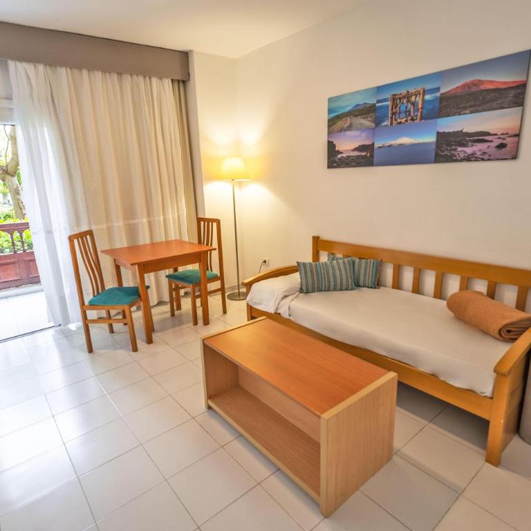 Coral Teide Mar - Suite Junior con vistas a la piscina (2 adultos) - 5