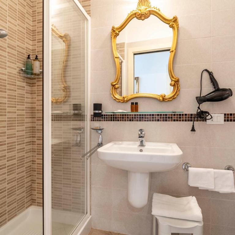 Casa Marsilli - Camera Matrimoniale con Bagno Privato - 5