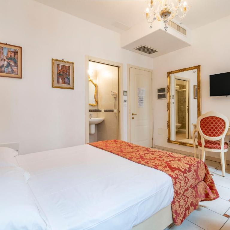 Casa Marsilli - Camera Matrimoniale con Bagno Privato - 10