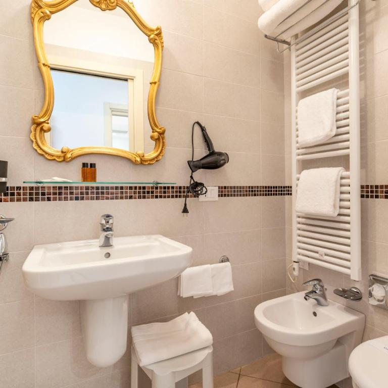 Casa Marsilli - Camera Matrimoniale con Bagno Privato - 6