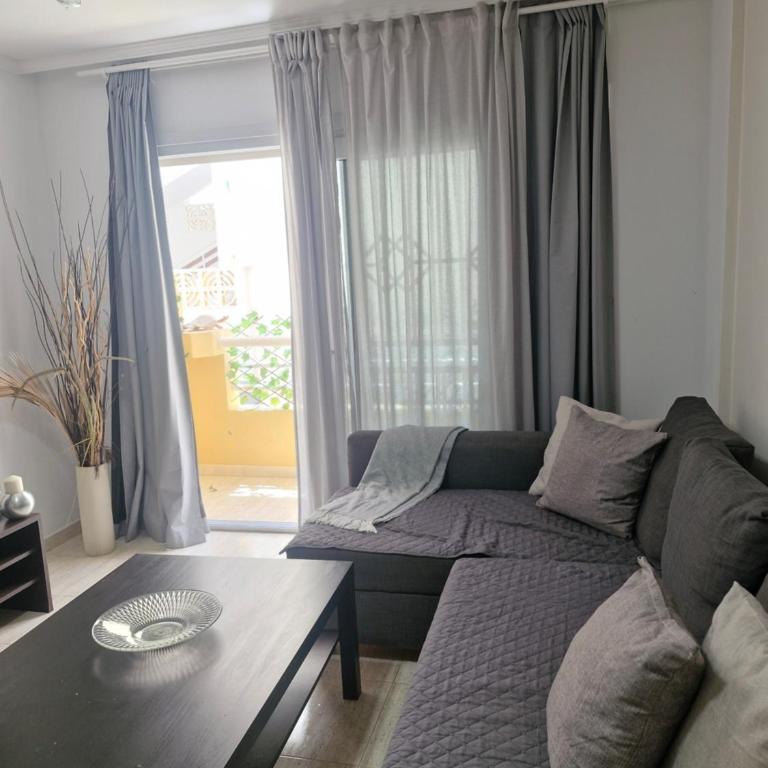 Centric beach front appartment - One-Bedroom Apartment - 4