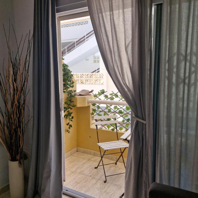 Centric beach front appartment - One-Bedroom Apartment - 13