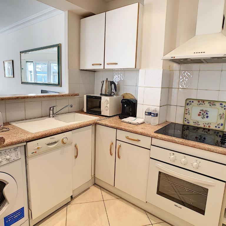 Splendide appartement face Croisette - SOU3528 - Appartement - Vue sur Mer - 10