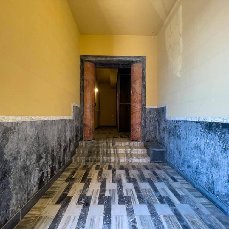 Fronte Mare in Palazzo D'Epoca - Appartamento con 1 Camera da Letto - 26