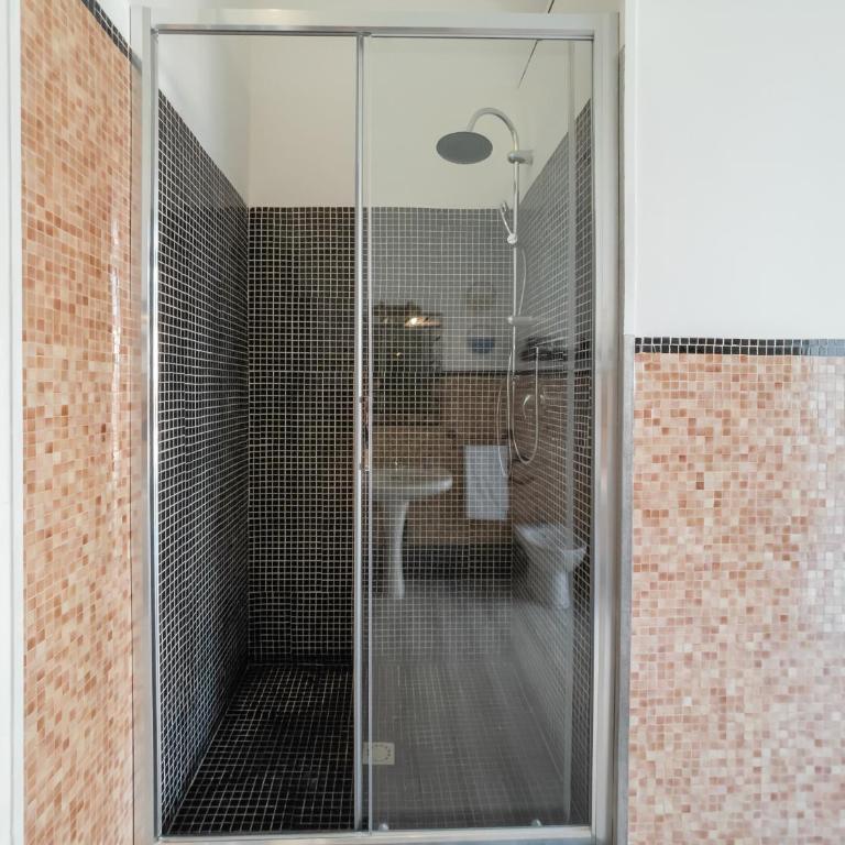 Fronte Mare in Palazzo D'Epoca - Appartamento con 1 Camera da Letto - 10