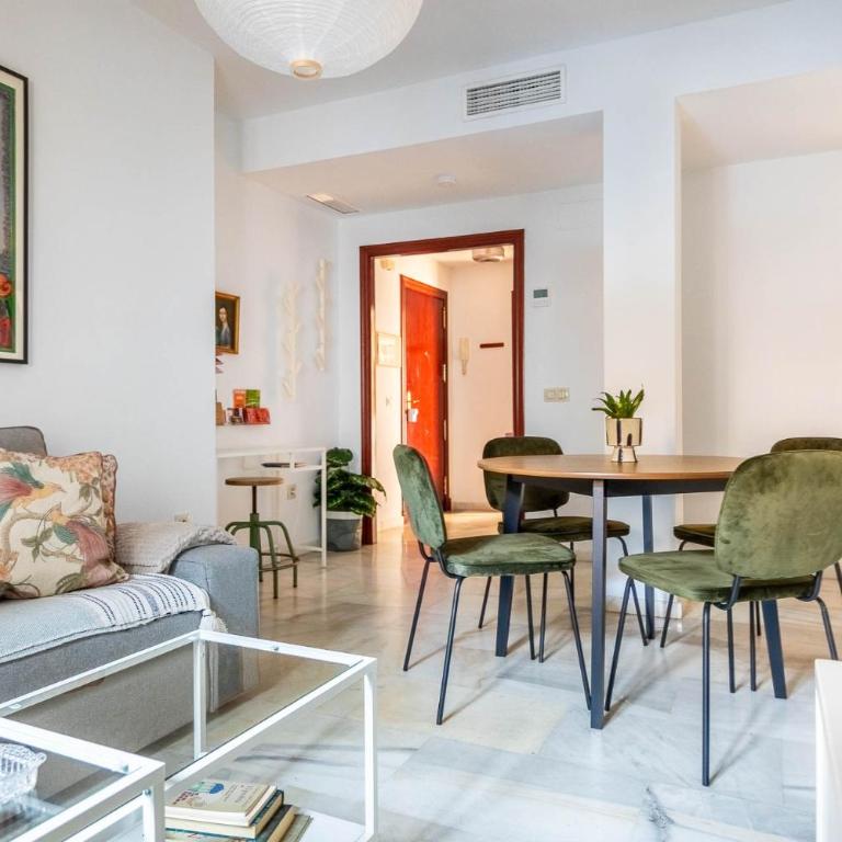 Piso con patio privado y parking Nervión Sevilla - Apartamento - 8