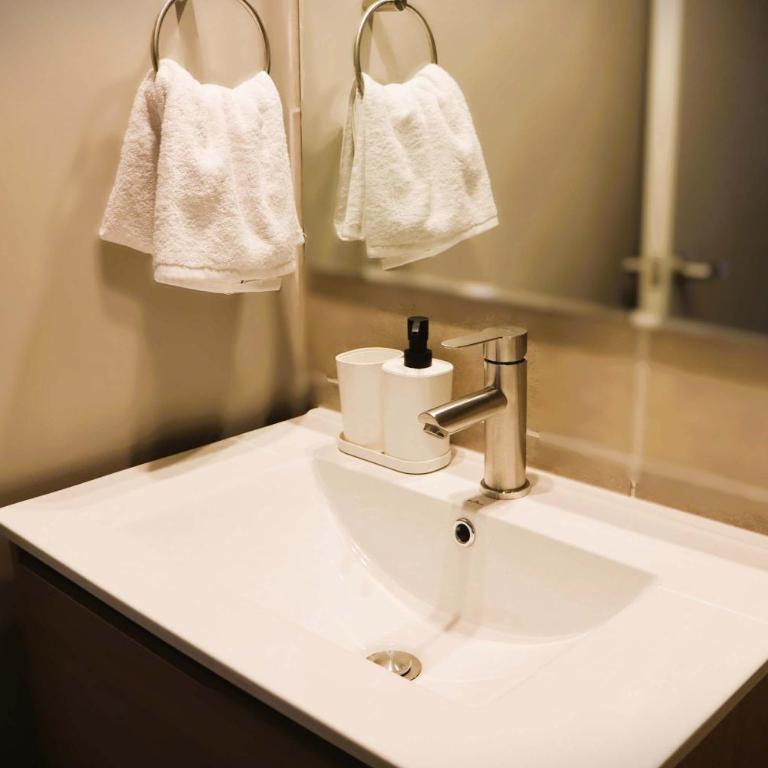 HOM I Amplio y LuminosoDepto 4PAX 2D2B Marin Santiago - Apartamento - 21