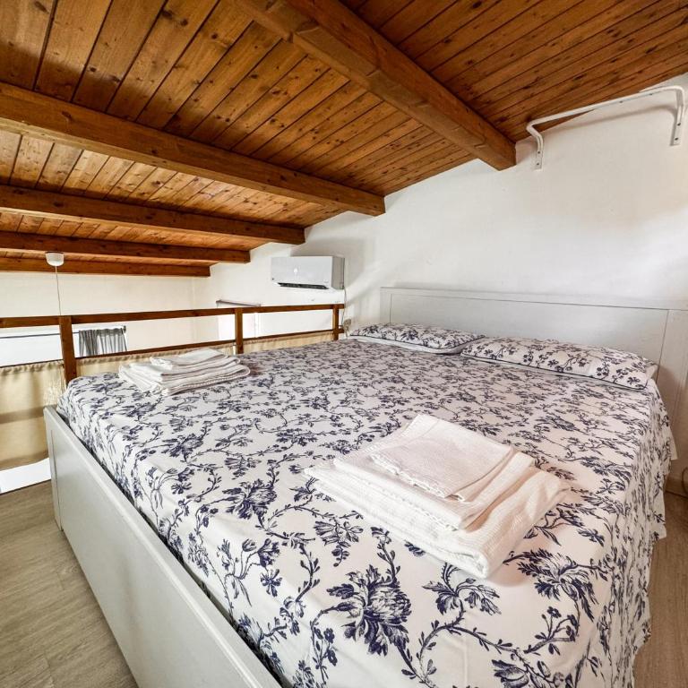 Cami s holidays home mare - One-Bedroom House - 11