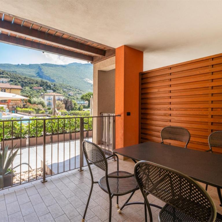 Residence Maroadi - Appartamento con 2 Camere da Letto e con Piscina Privata - 1