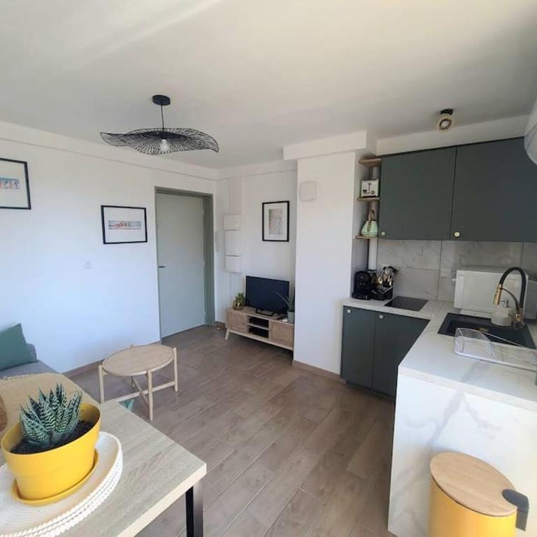 Havre Lumineux avec Climatisation et Terrasse - Apartment mit 1 Schlafzimmer - 12