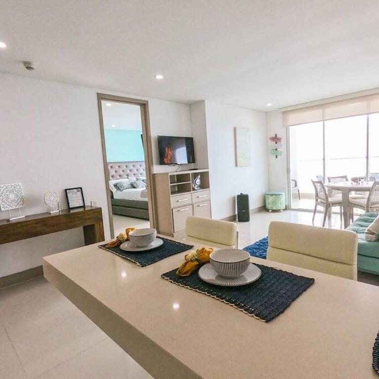PHENOMENAL 2 Bedroom Suite with oceanview balcony! - Apartamento de 2 dormitorios - 2
