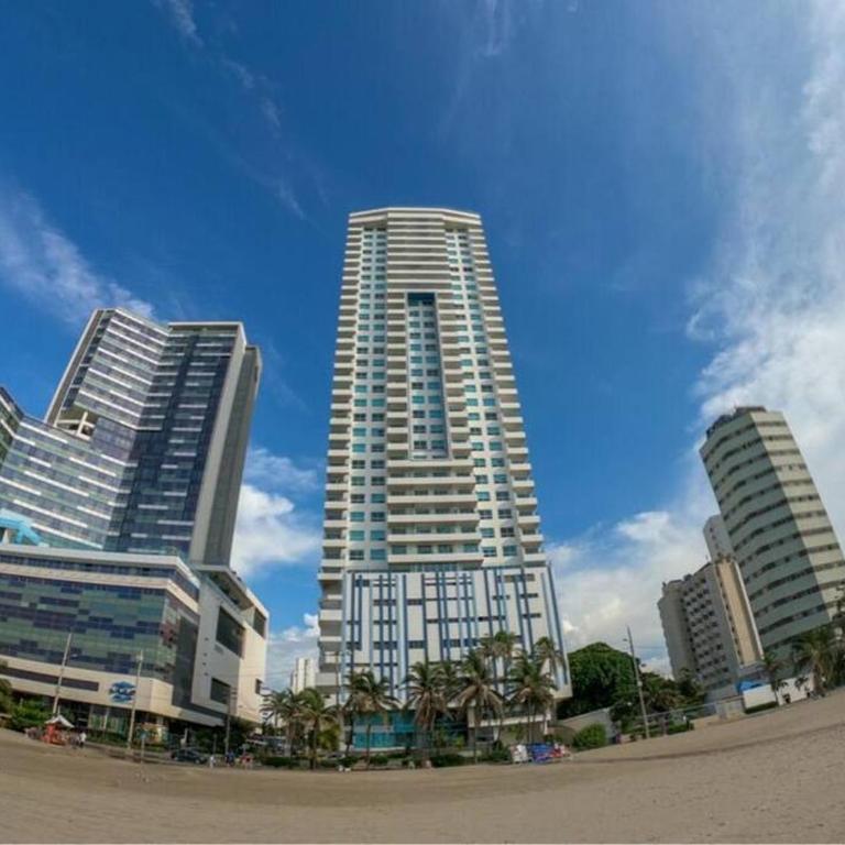 PHENOMENAL 2 Bedroom Suite with oceanview balcony! - Apartamento de 2 dormitorios - 24