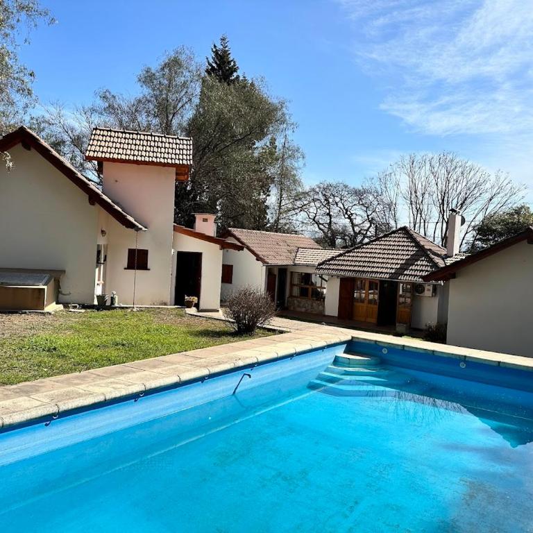 CASA EN VILLA GRAL. BELGRANO - Casa de 2 dormitorios - 2