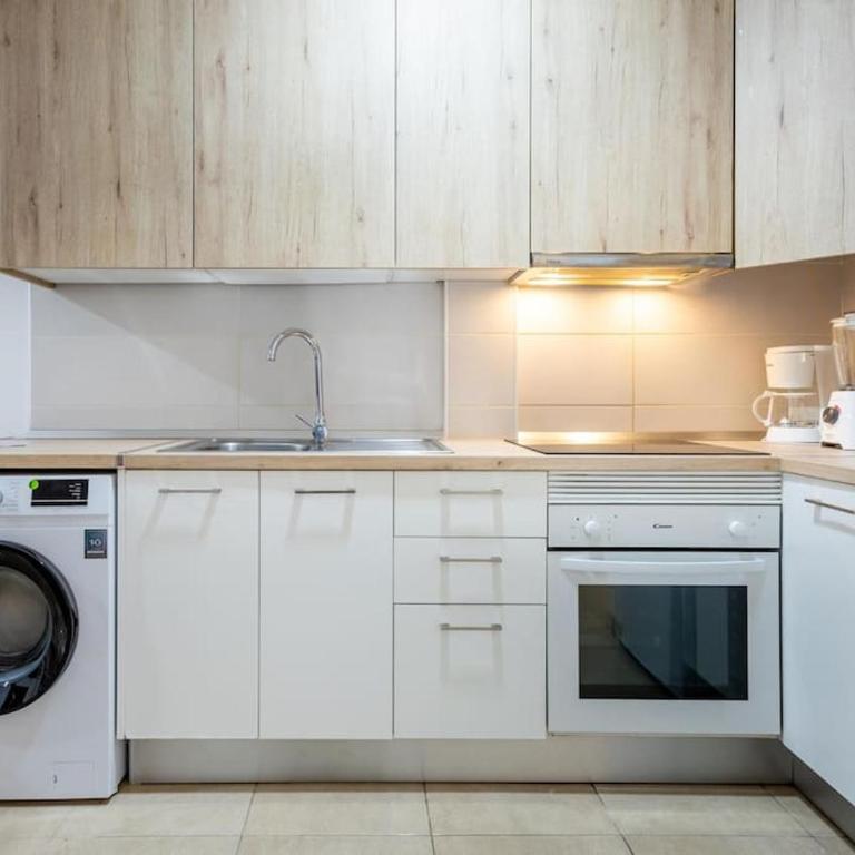 Carolina 8 - Two-Bedroom Apartment - 26