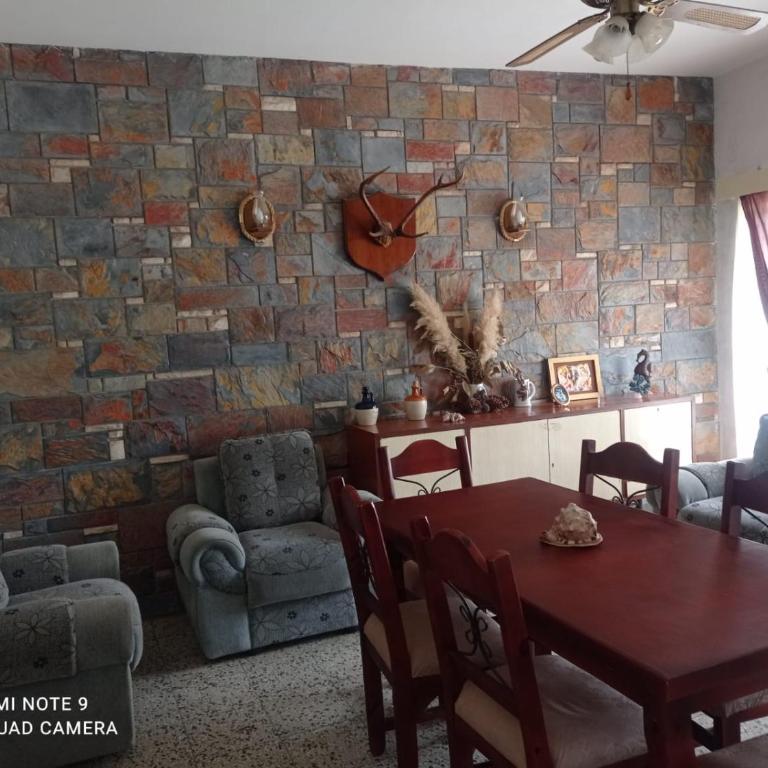 Casa Necar - Three-Bedroom House - 11