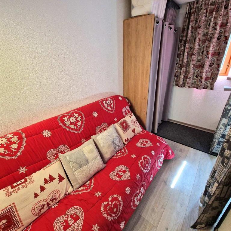 Appartement 2 pièces + cabine, 4-6 pers, 32m², Wi-Fi, Place des Bergers, Modane, proche pistes et commerces - FR-1-265-221 - Appartement (6 Adultes) - 8