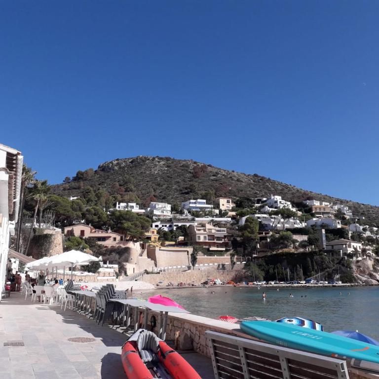 Apartamento en Moraira con piscina 100 m de la playa - Two-Bedroom Apartment - 1