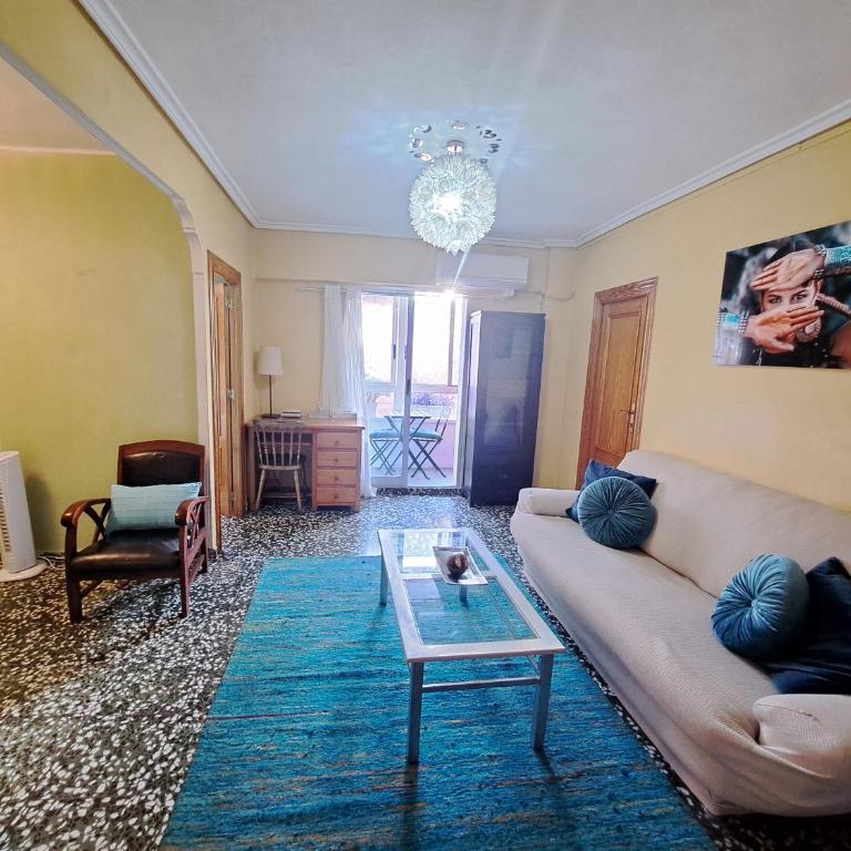 Full equipped and comfortable apartment with WiFi - Apartment with Balcony - 10