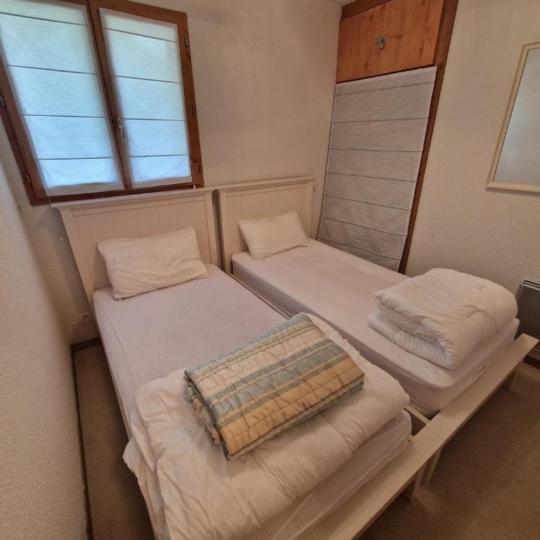 Spacieux appartement 4 pièces pour 6 - 3 chambres - 65m2 - Balcon - Proche télécabine - FR-1-265-308 - Appartement (6 Adultes) - 9