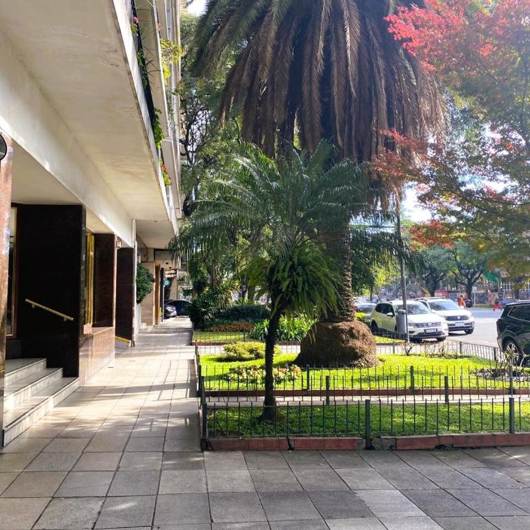 Libertador at Home - Apartment with Park View - 21