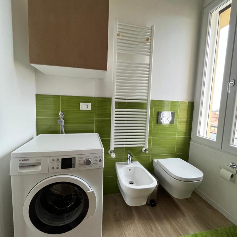 Marconi Skyline - Three-Bedroom Apartment - 44
