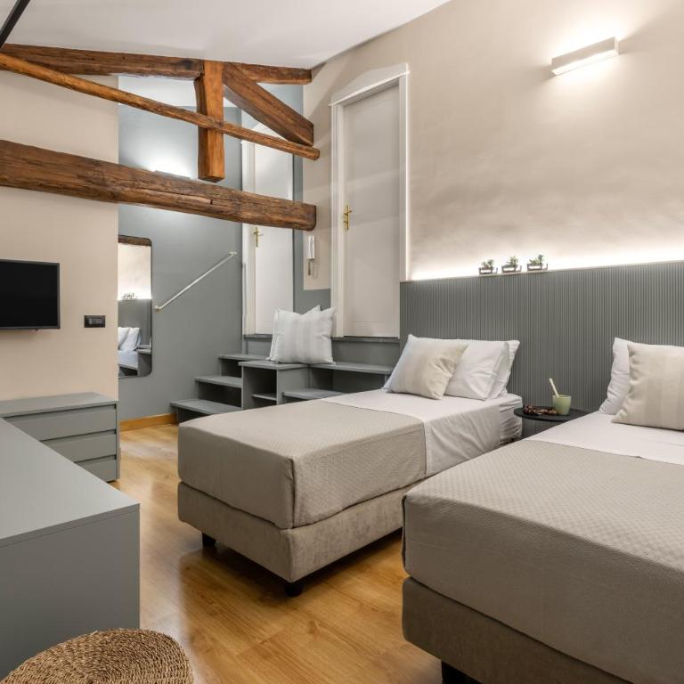 Cathedral Room&Loft - One-Bedroom House - 20