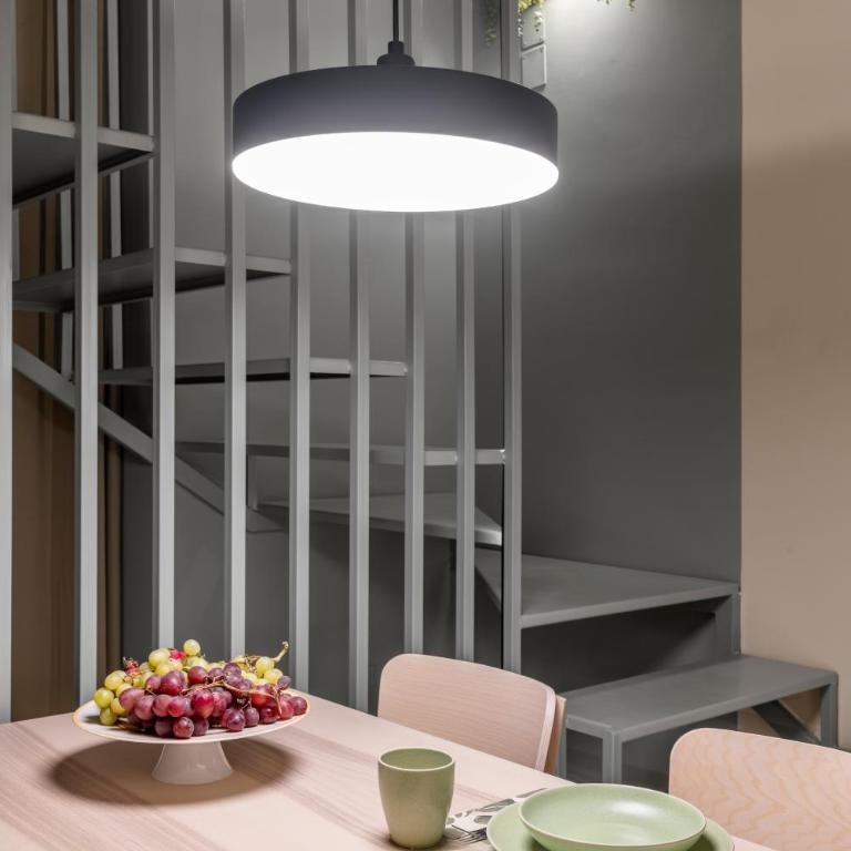 Cathedral Room&Loft - One-Bedroom House - 28