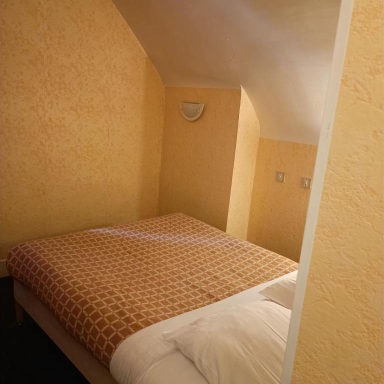 Chambre chez Marie et Didier 1 minute à pied du sanctuaire de Lourdes - Chambre Double avec Balcon - 11