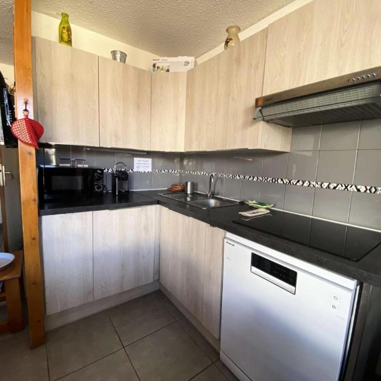 Résidence Soleil - Appartement pour 6 pers., secteur calme, vue dégagée et place de parking MAE-5161 - Apartment - 4