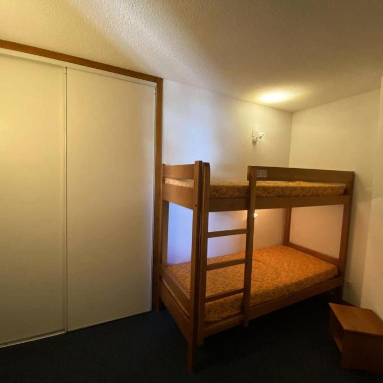 Résidence Soleil - Appartement pour 6 pers., secteur calme, vue dégagée et place de parking MAE-5161 - Apartment - 6