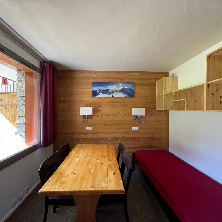 Studio Rénové au Cœur de la Station avec Balcon et Parking - Studio - 8