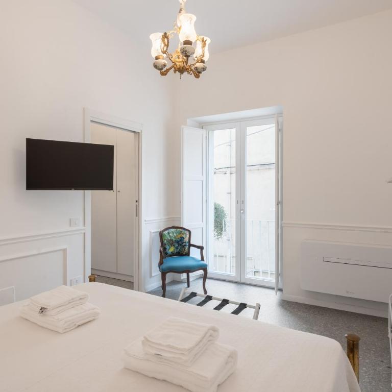 Palazzo Desiderio - Apartment with View - 14