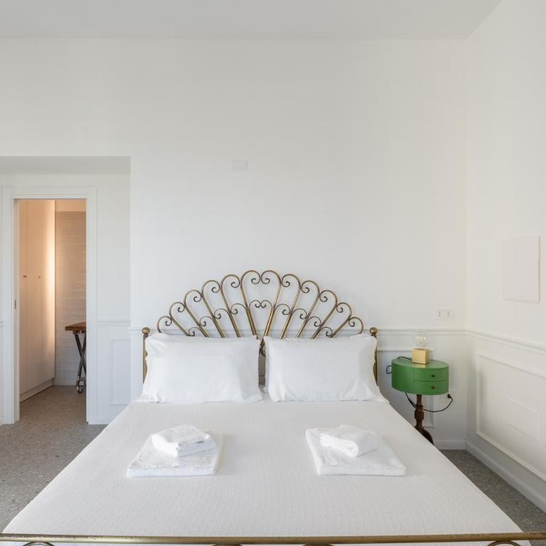 Palazzo Desiderio - One-Bedroom Apartment - 2