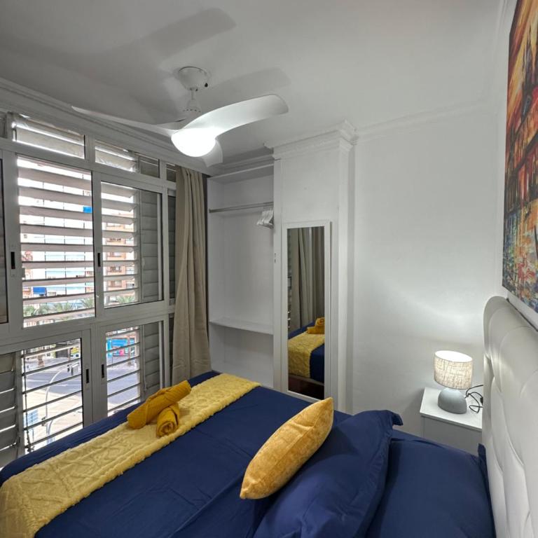My Flat in Rambla - Four-Bedroom Deluxe Apartment - 25