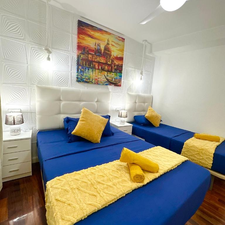 My Flat in Rambla - Four-Bedroom Deluxe Apartment - 16